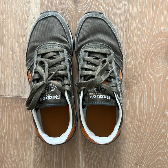 Reebok women sneakes - Picture 3 of 5